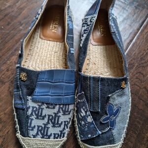 Never Worn Flats Size 8